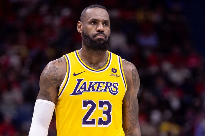 在季前赛末 在季前赛末